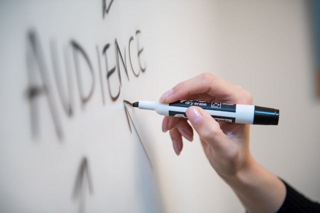 How to Create a Strong Brand Identity in F&B